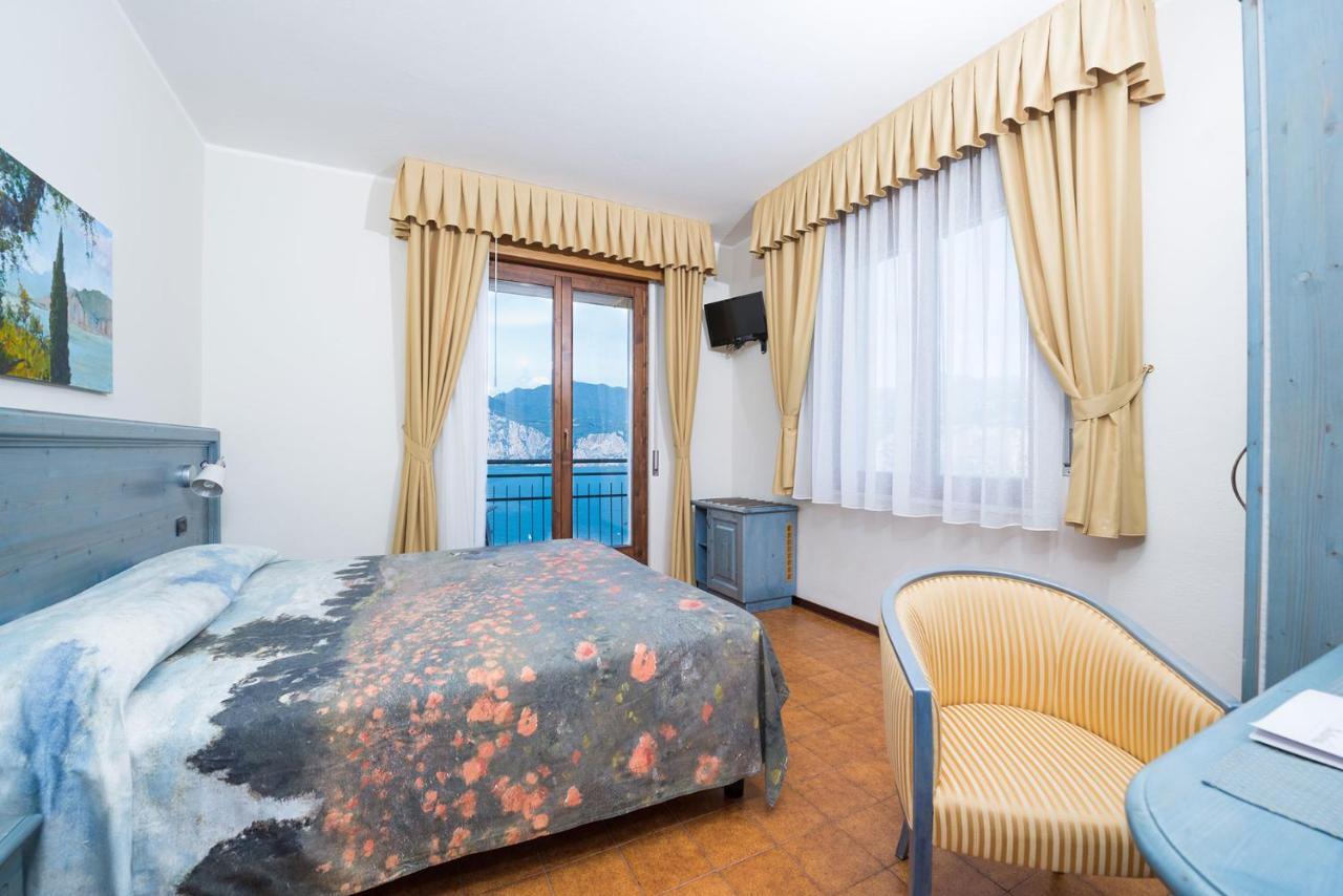 Hotel Bellavista مالتشيزينيه المظهر الخارجي الصورة