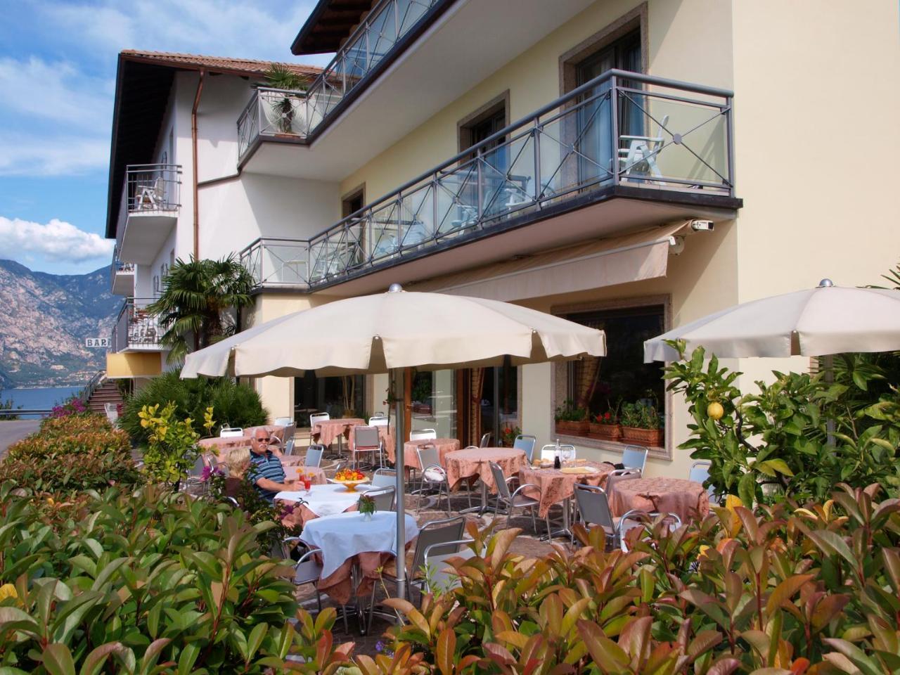 Hotel Bellavista مالتشيزينيه المظهر الخارجي الصورة